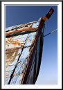 boat bow * 643 x 910 * (143KB)